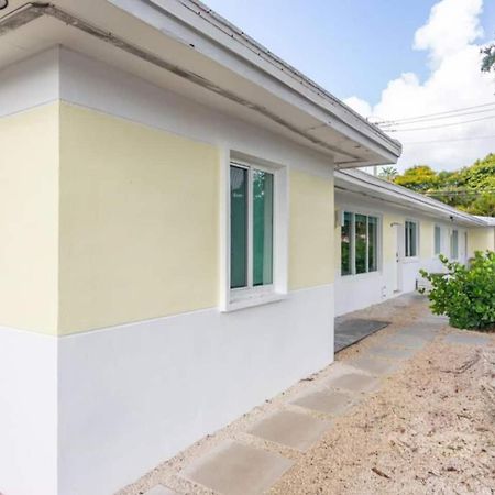 Large Stylish Studio Apartment In El Portal #3 Miami Ngoại thất bức ảnh