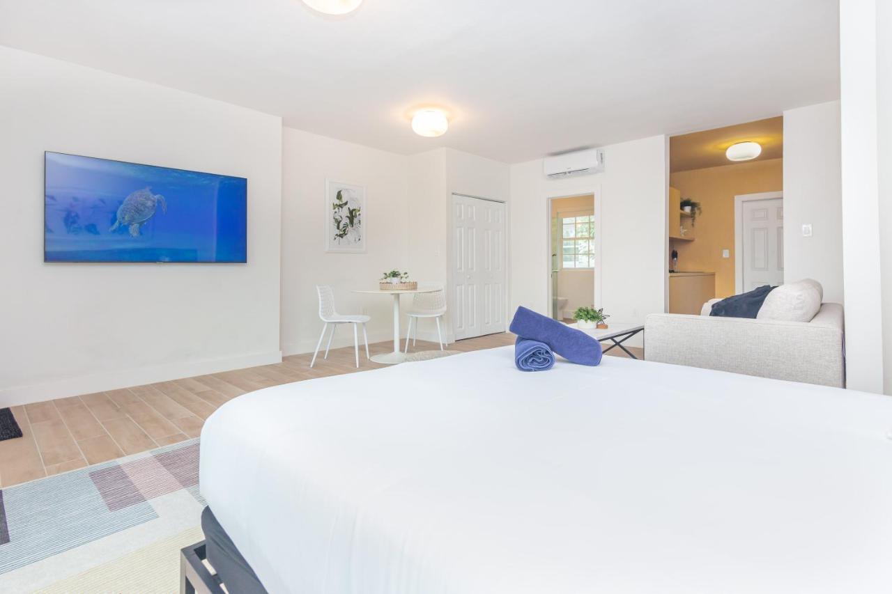 Large Stylish Studio Apartment In El Portal #3 Miami Ngoại thất bức ảnh