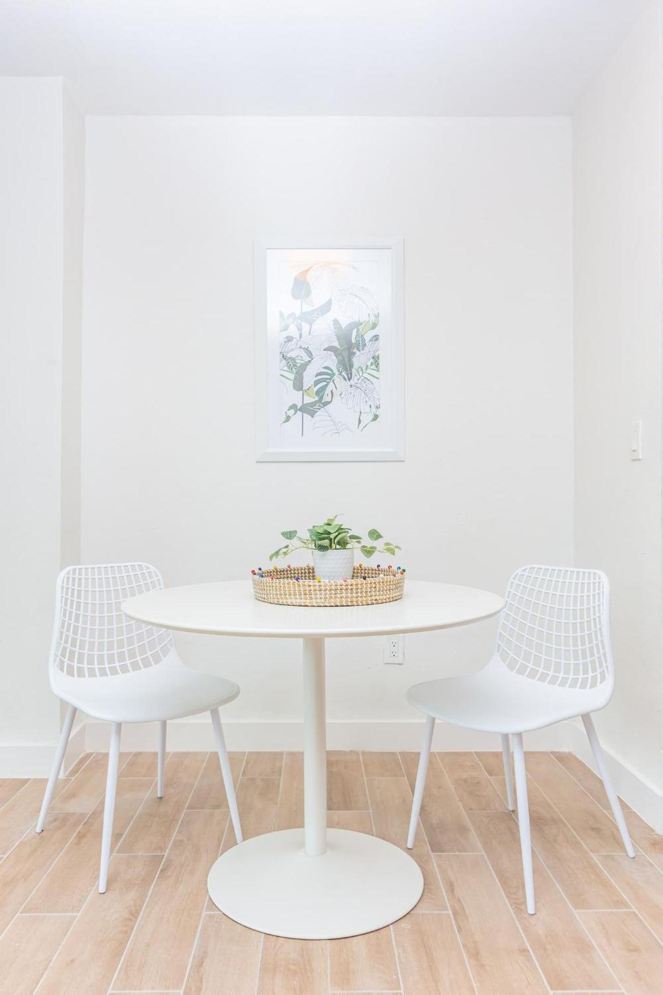 Large Stylish Studio Apartment In El Portal #3 Miami Ngoại thất bức ảnh