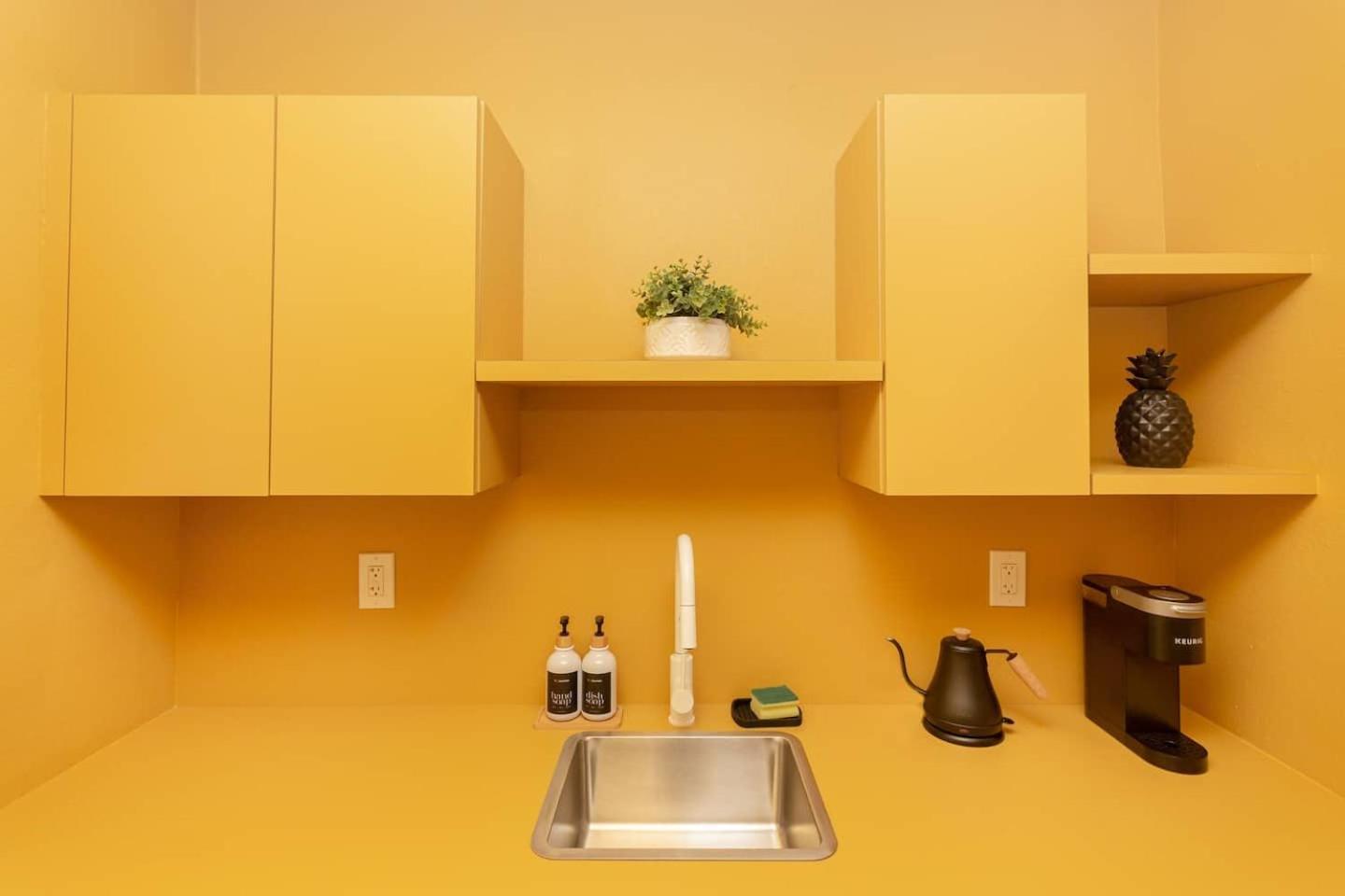 Large Stylish Studio Apartment In El Portal #3 Miami Ngoại thất bức ảnh